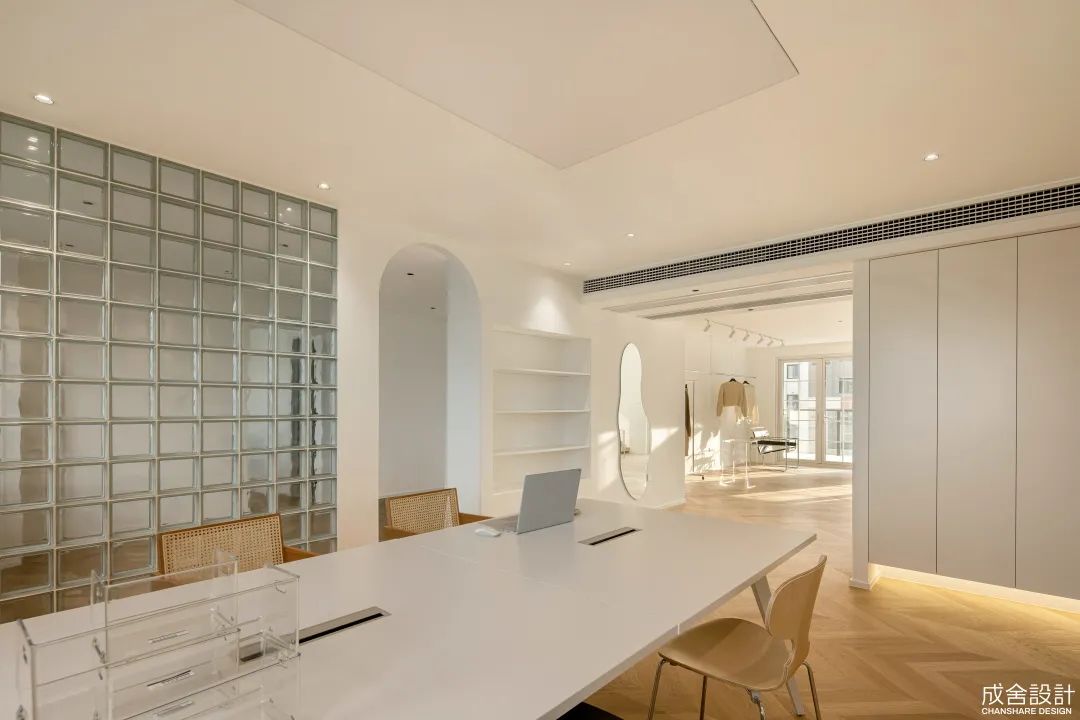 工作區(qū)實(shí)景圖-常州公寓設(shè)計(jì) 工作區(qū)實(shí)景圖-常州公寓設(shè)計(jì)