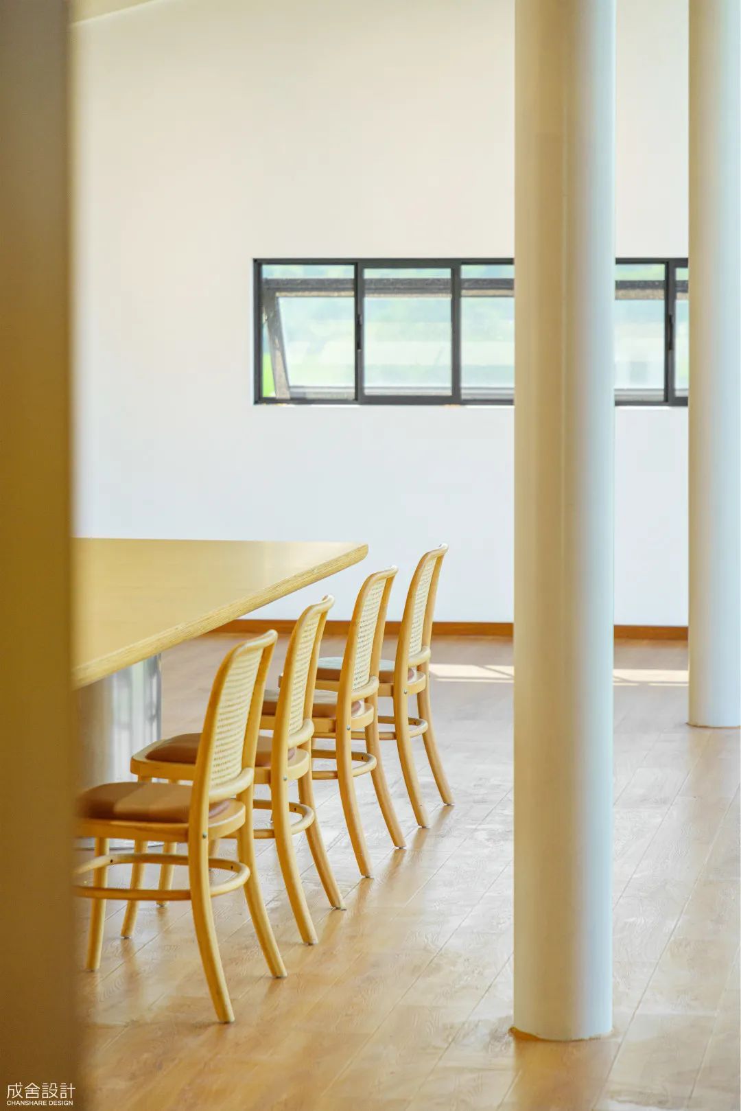 經(jīng)典曲木椅 經(jīng)典曲木椅