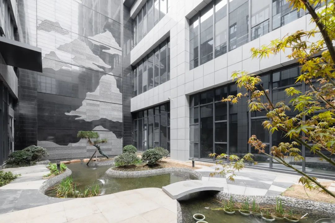 外景-常州寫字樓裝修 外景-常州寫字樓裝修